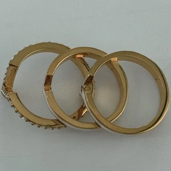 Henri Bendel Gold and White Chevron stackable three Rings - Picture 8 of 9